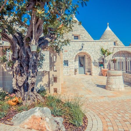 Navolte Trulli E Quiete Con Piscina Villa Locorotondo Bagian luar foto