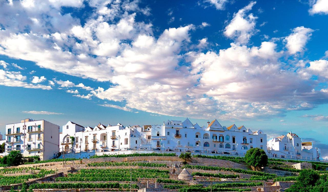 Navolte Trulli E Quiete Con Piscina Villa Locorotondo Bagian luar foto