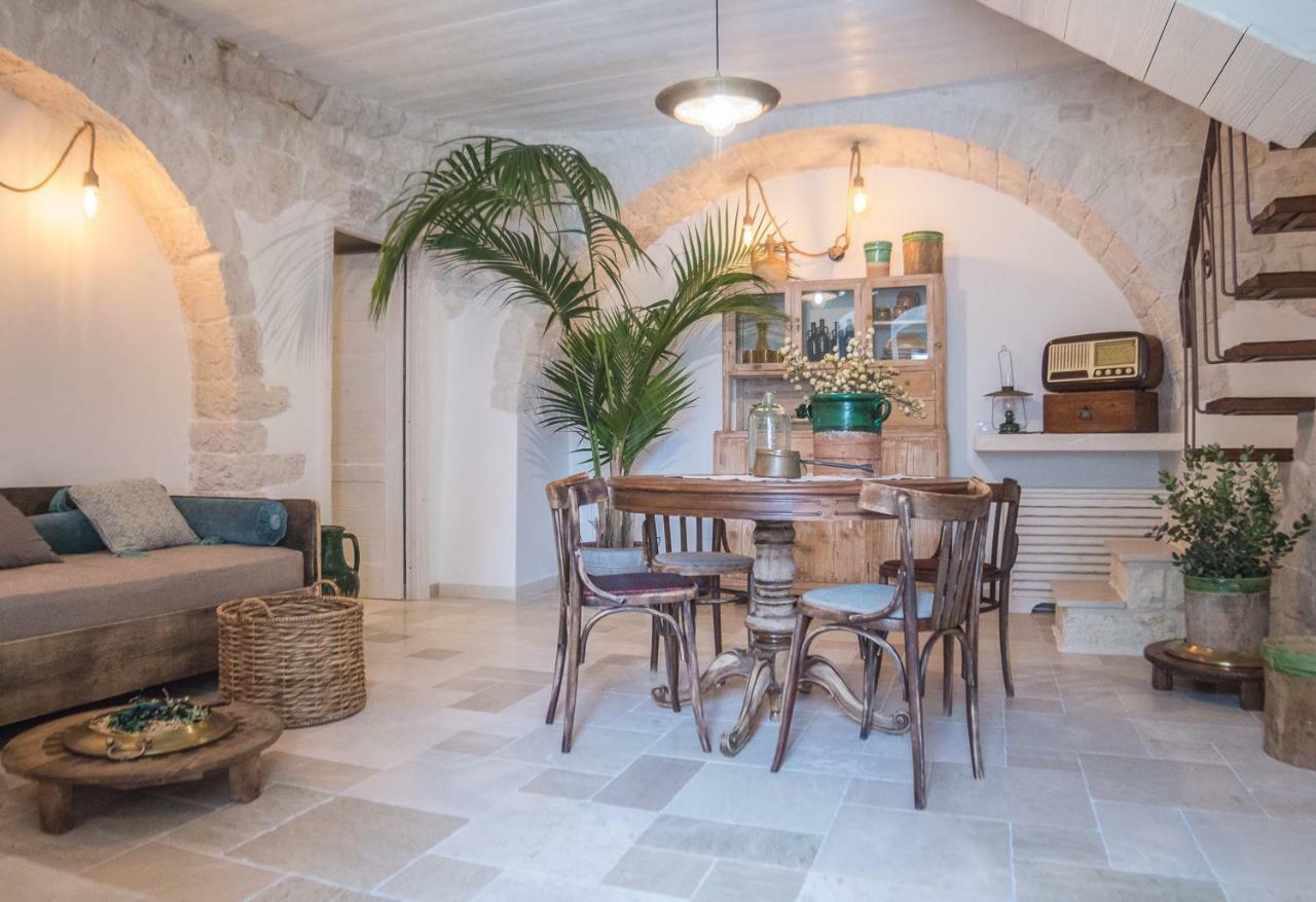Navolte Trulli E Quiete Con Piscina Villa Locorotondo Bagian luar foto